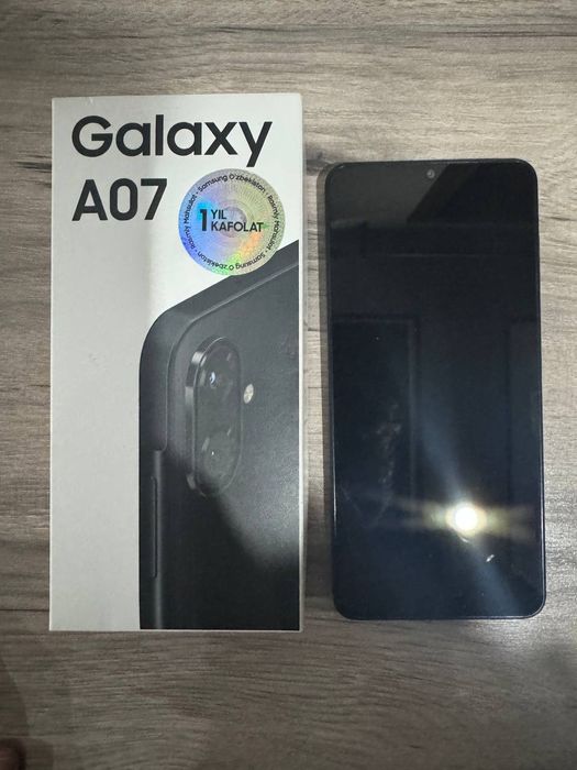 Продается Самсунг А 07  128 ГБ в отличном состоянии