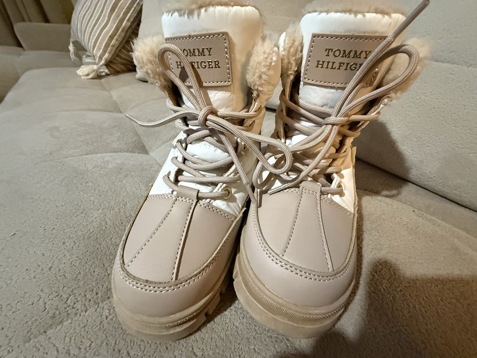 Детски апрески Tommy Hilfiger