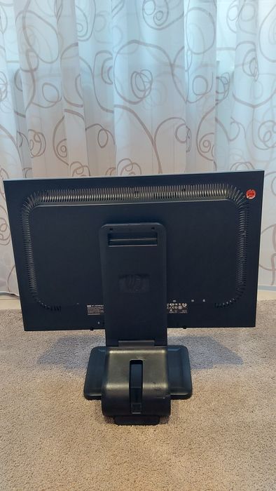 Монитор HP Compaq LA2405wg