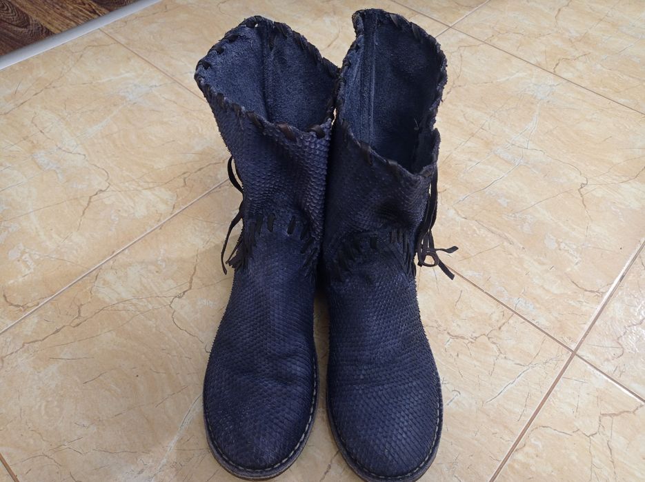 Ботуши,боти естествен велур,кожа