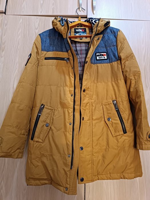 Мужская куртка размер L