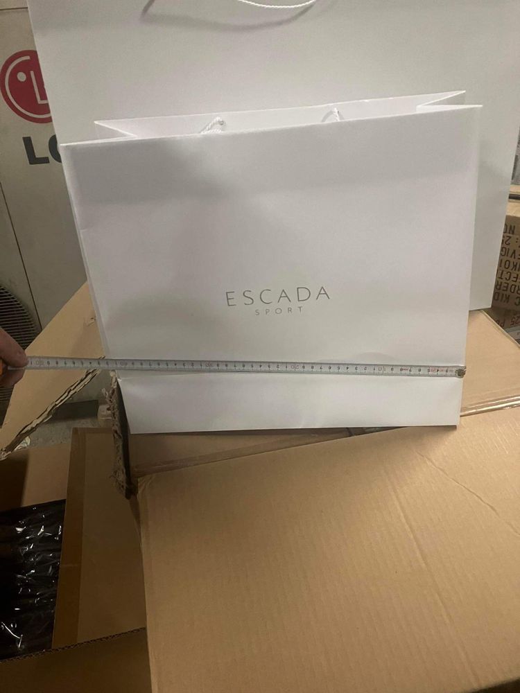 Хартиени пликове Escada Versace