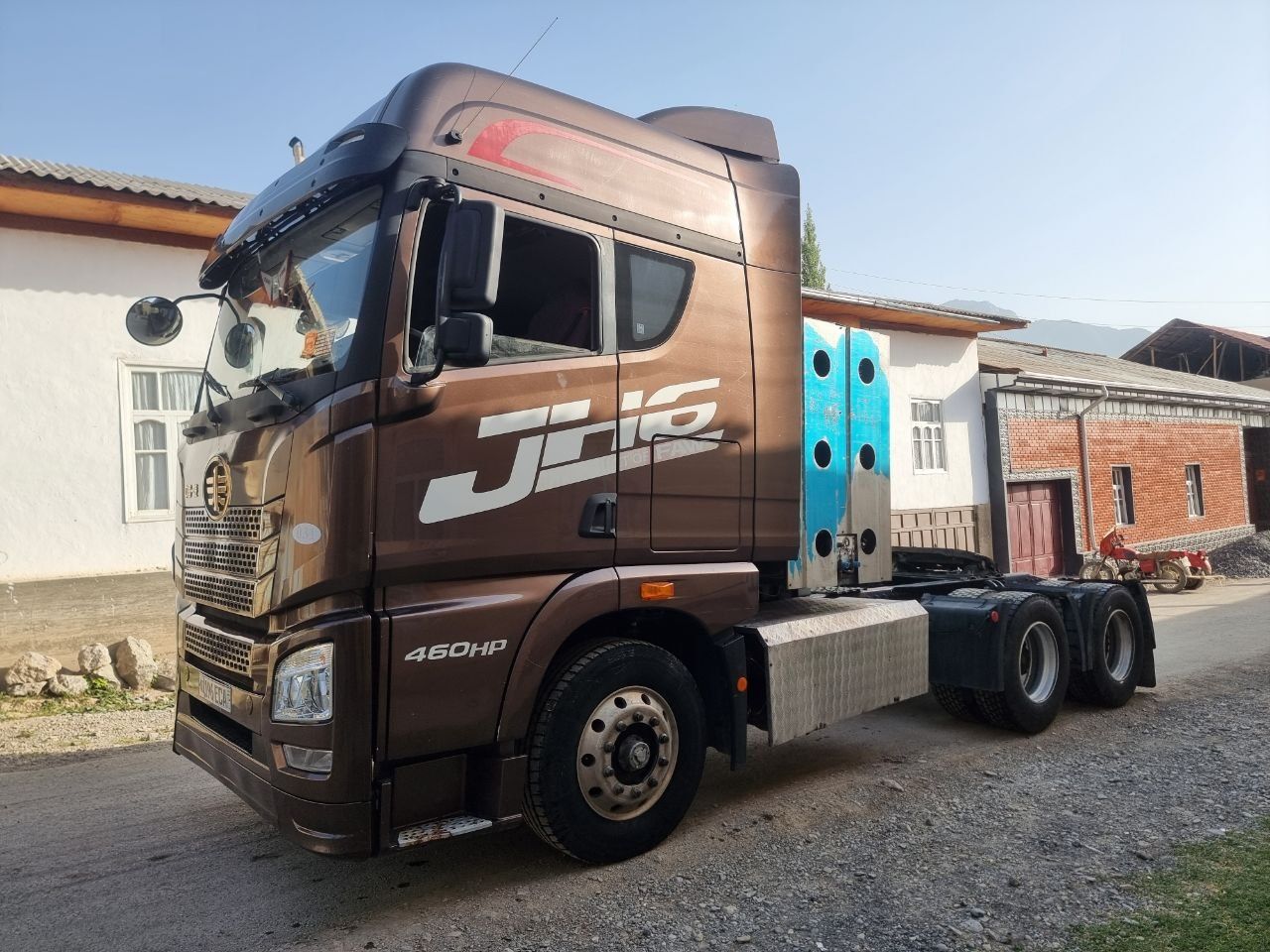 FAW JH6 Тягач cотилади
 Йили: 2020