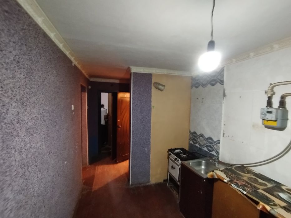 1 xonali kvartira sotiladi