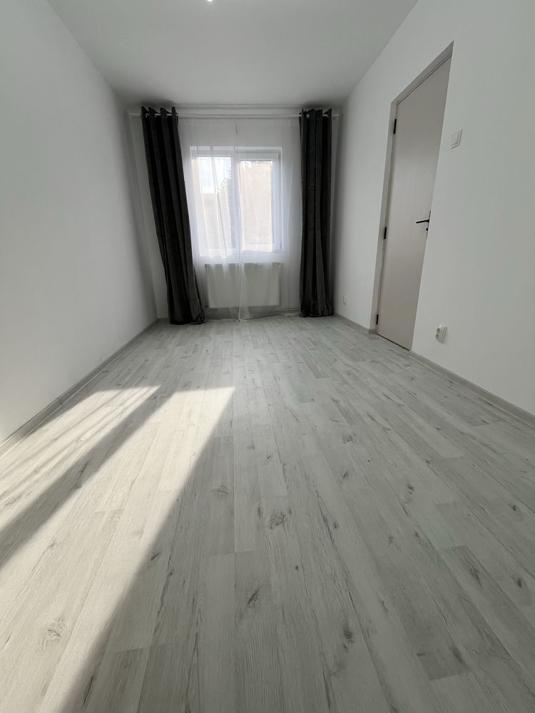 Apartament 2 camere Zona Micro 15 etajul 3 !!!