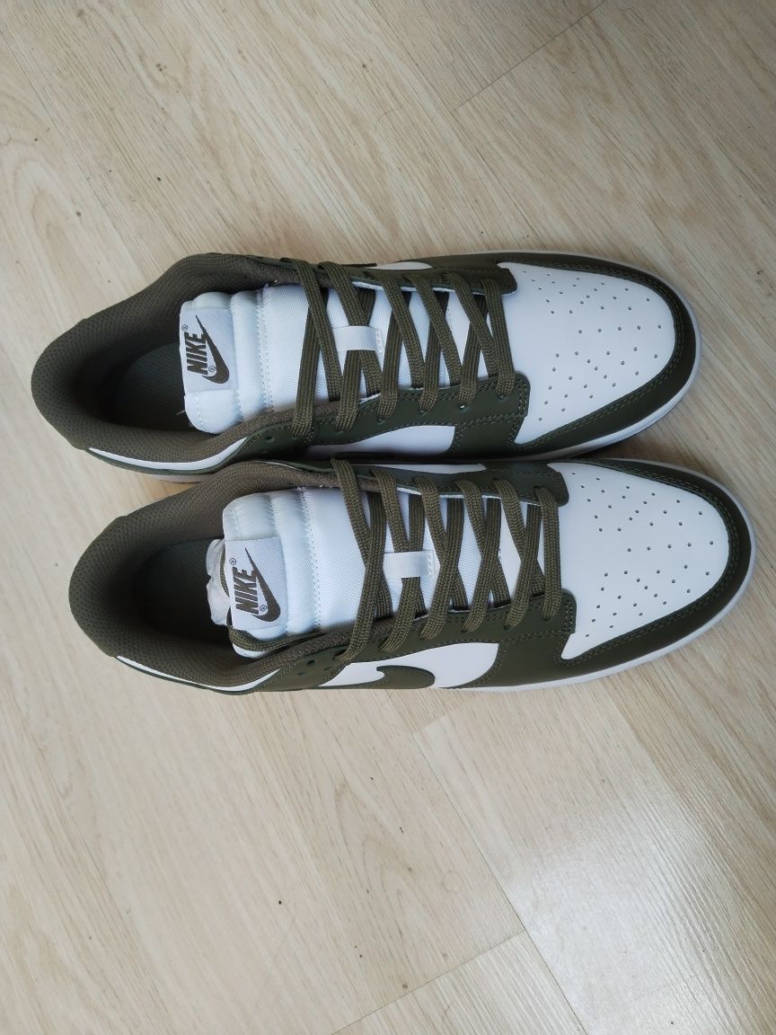 Nike dunks olive НОВИ