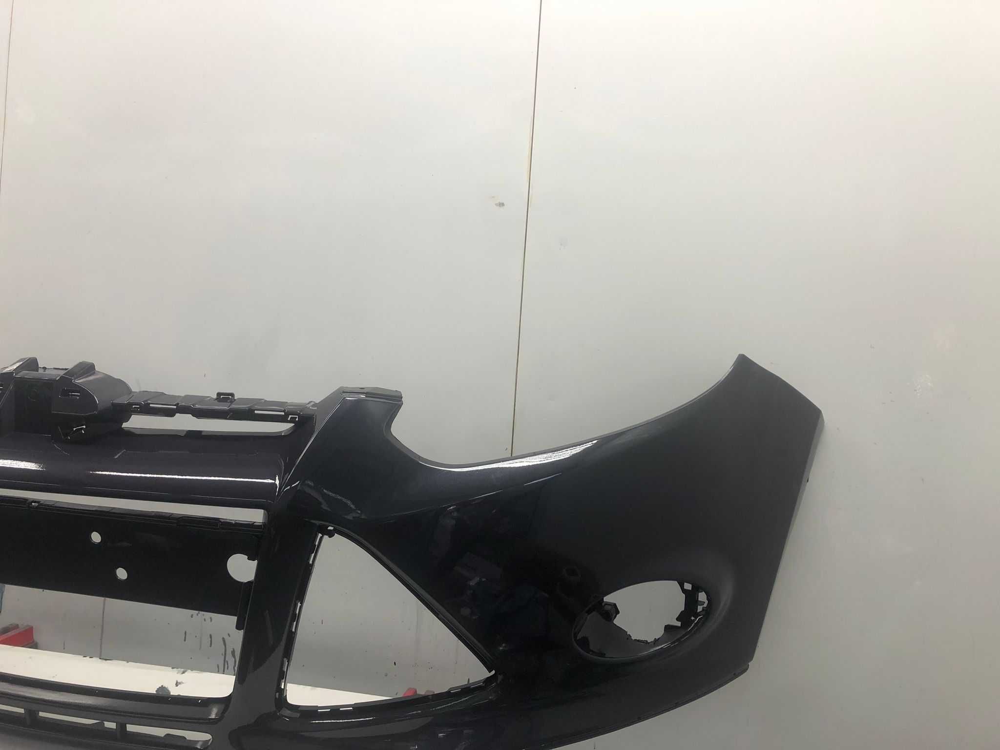 Bara Fata Ford Focus 3 III 2011-2014 (MidNight Sky (Gri))