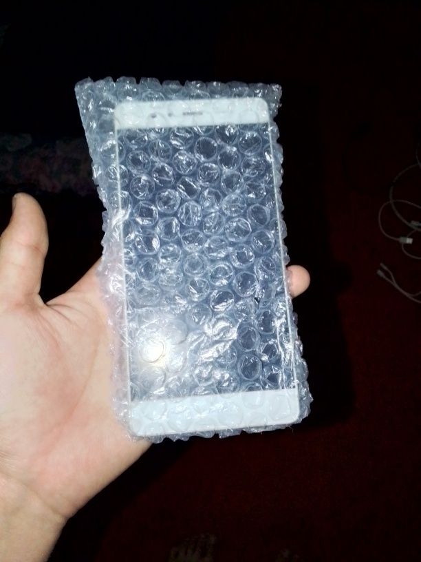 Huawei P9 sotiladi