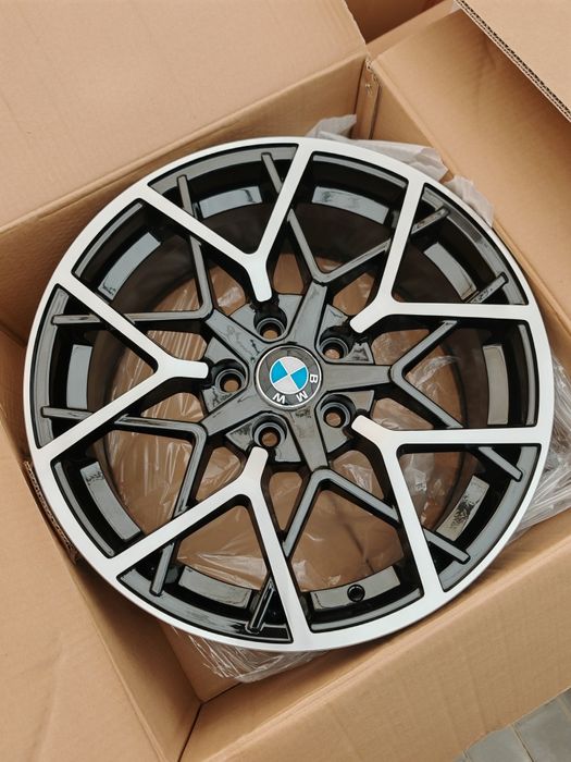 Vand jante de aliaj pentru bmw pe 18 ín 2 latimi marca rc wheels