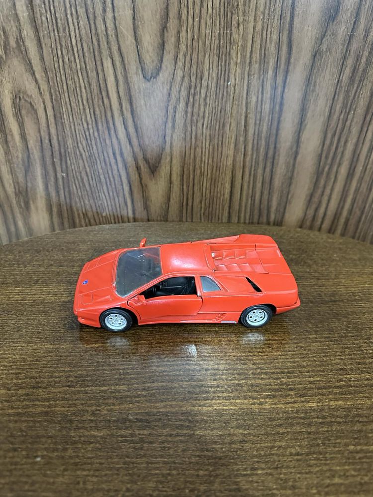 Метална Кола Lamborgini 1:24