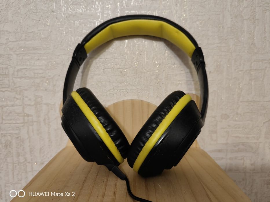 Наушники проводные