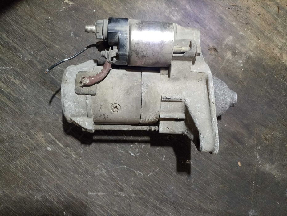 Стартер за Тойота Ярис 1.0 / Toyota Yaris 1.0I 1,3I- 281000J020