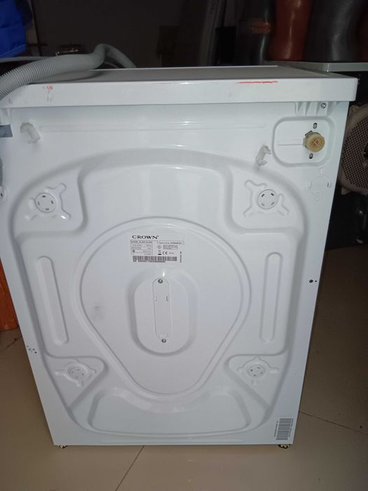 Пералня  втора употреба запазена.