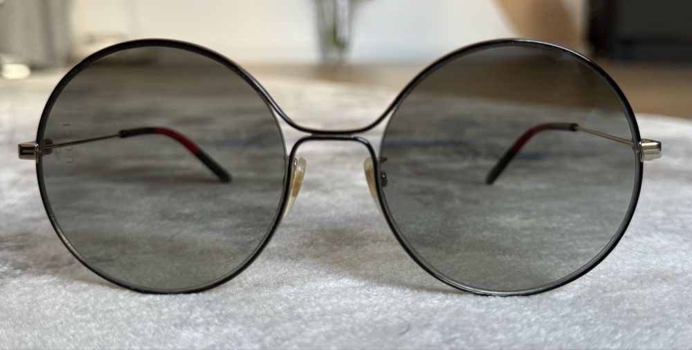Vând ochelari GUCCI