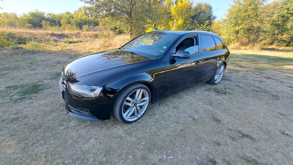 Продавам Audi A4 2012