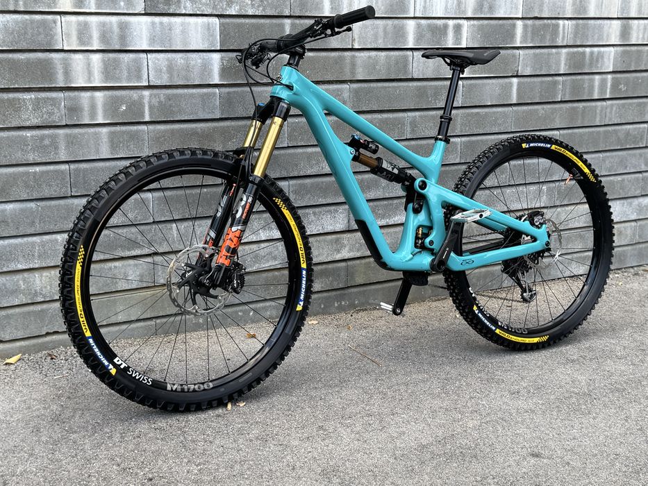 Планински карбонов велосипед YETI SB150 (M-L размер)