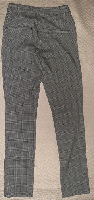 Pantaloni H&M,marimea S,stare foarte buna