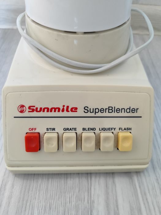 Продам срочно блендер