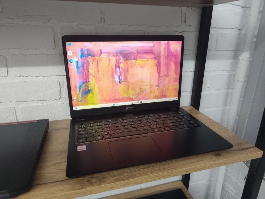 Ноутбук Acer для работы i3/8/256гб