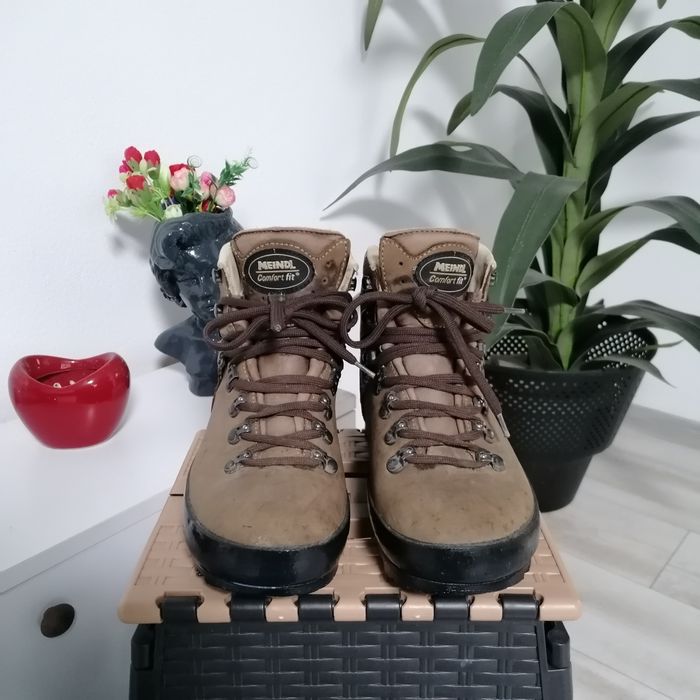 Ghete damă drumeție, munte, Meindl