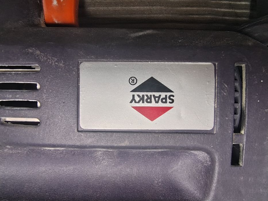 Електрическа ударна бормашина Sparky