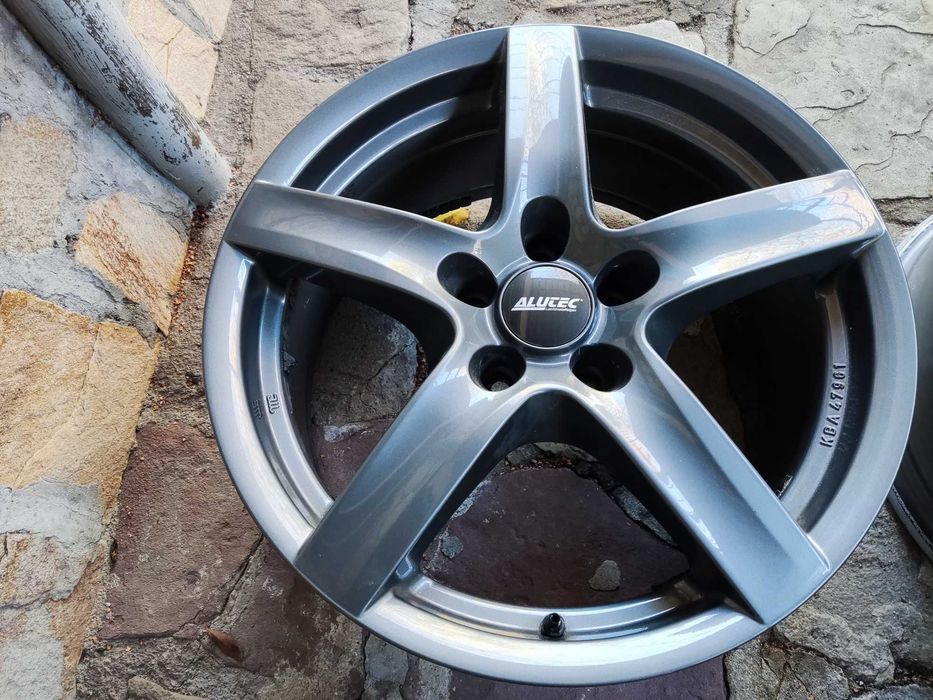 5x114,3  18 цола лети джанти 5х114,3 Alutec Kia Hyundai Mazda