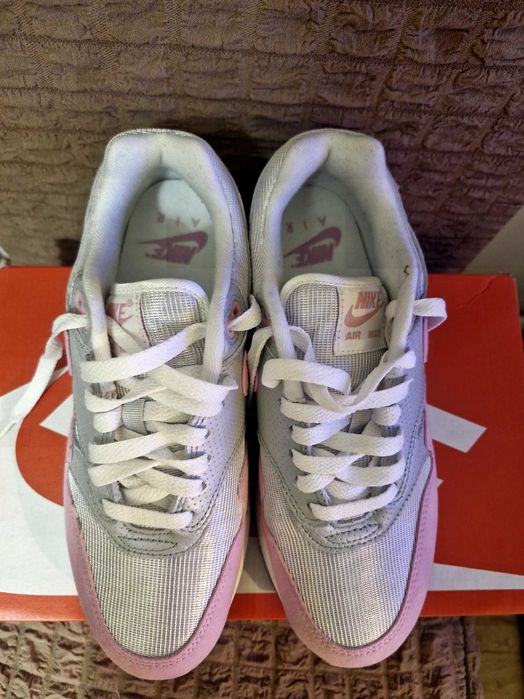 Дамски маратонки Nike