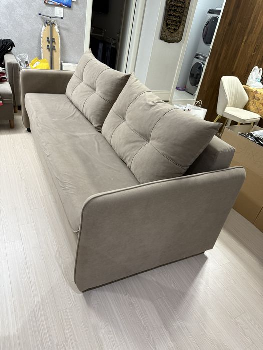 Продаю диван в хорошем состоянии