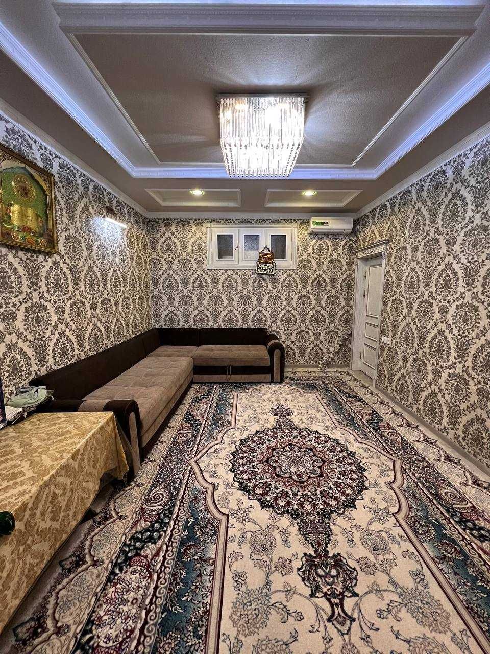 2х комнатная квартира на 5 этаже 62кв/м, в Самарканде