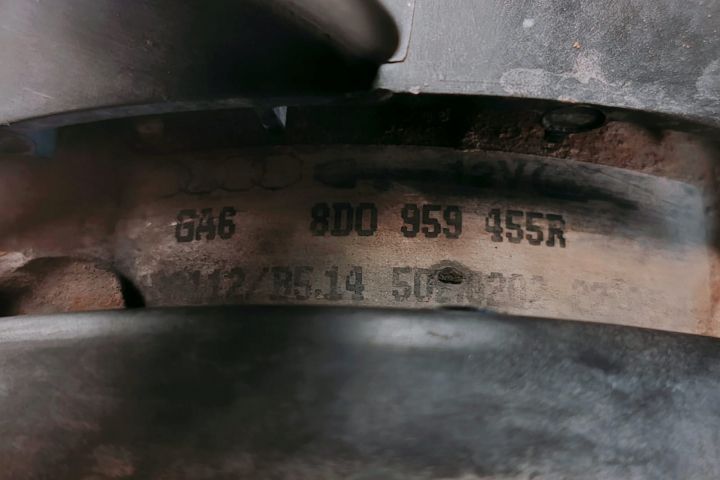 Electroventilator racire 8D0959455R Volkswagen VW Passat B5.5 (faceli