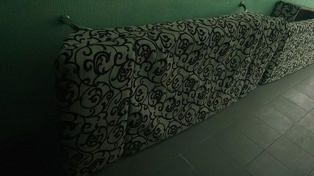 Отдам даром. Район капитал Плаза.