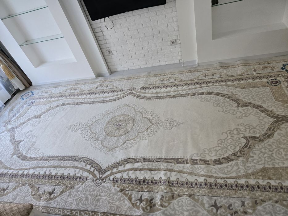 Ковер в отличном состоянии, после чистки