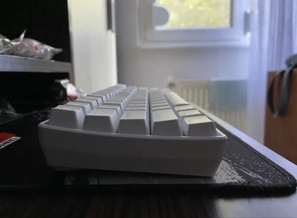 60% RGB механична клавиатура