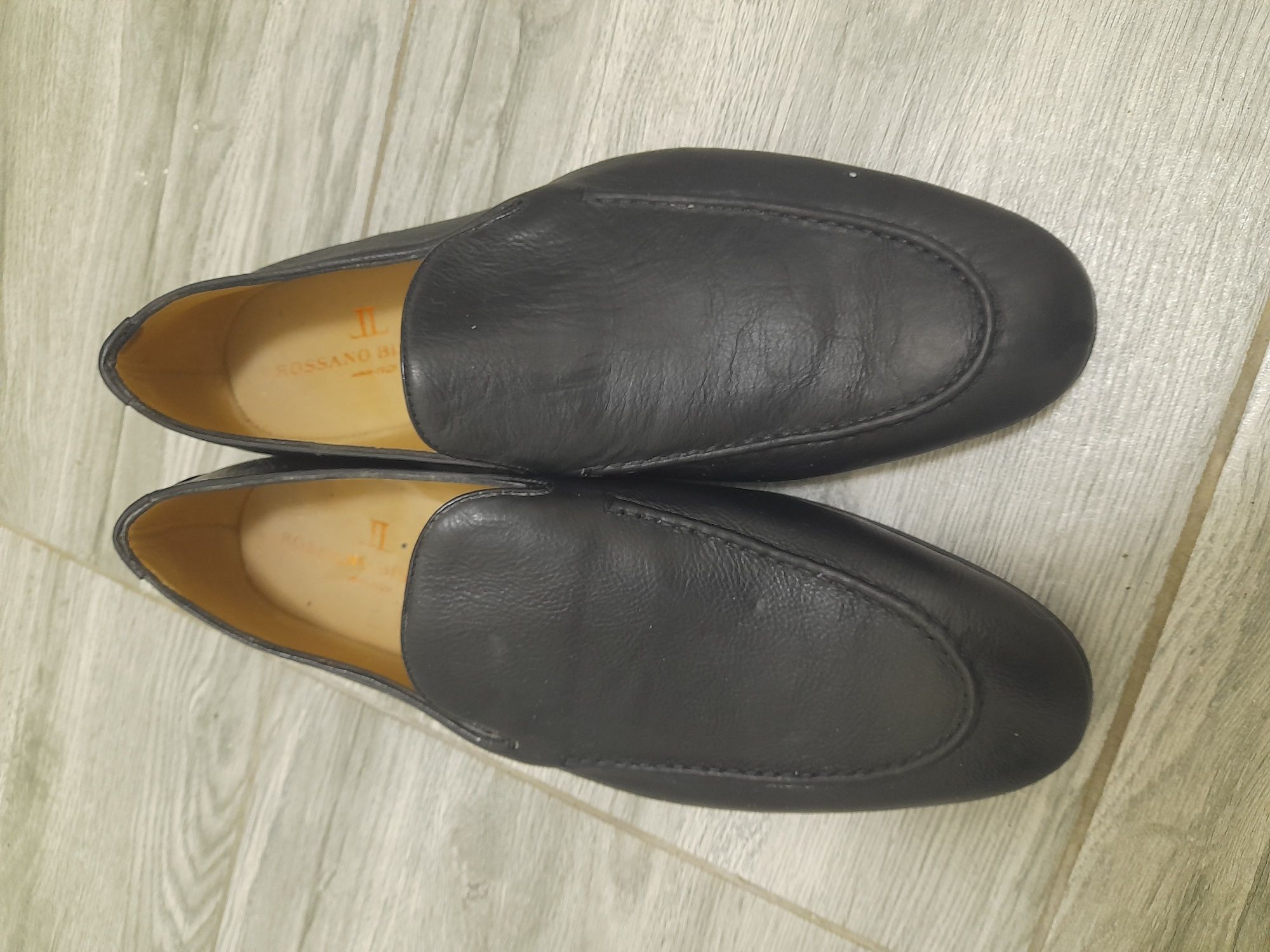Vând pantofi piele nr43