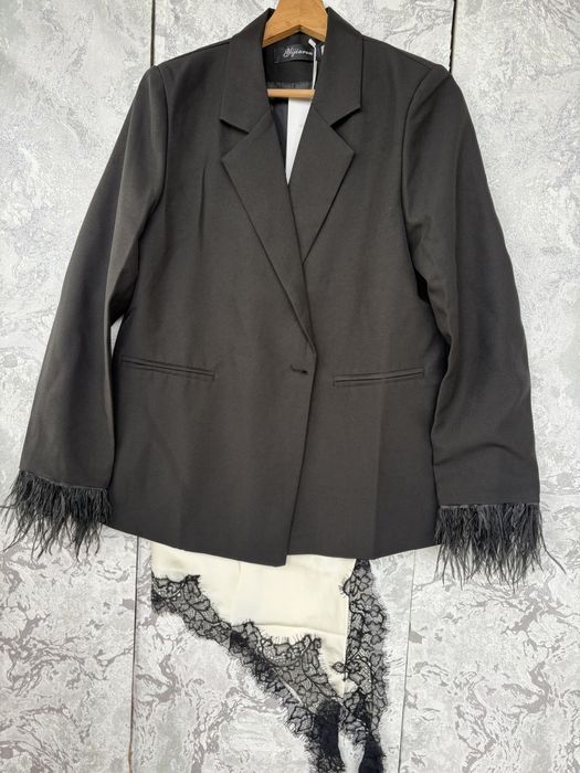 Сако с пера в черно,бяло и бежаво