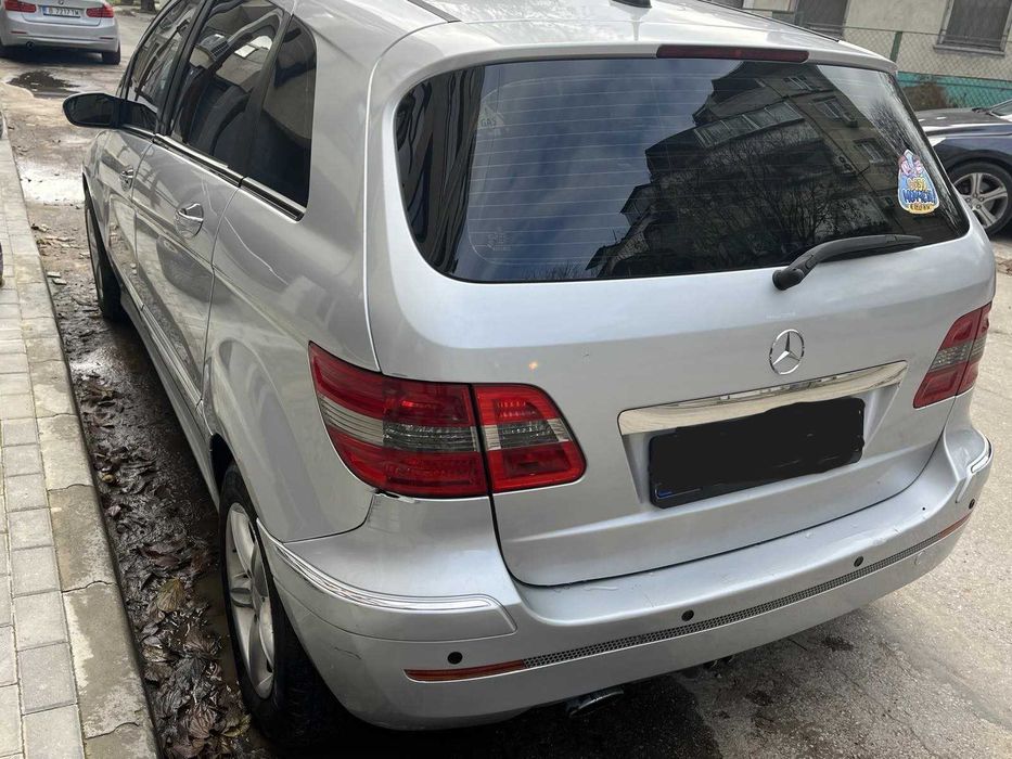 Mercedes Benz B170