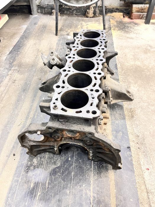 Блок 2 jz под расточку