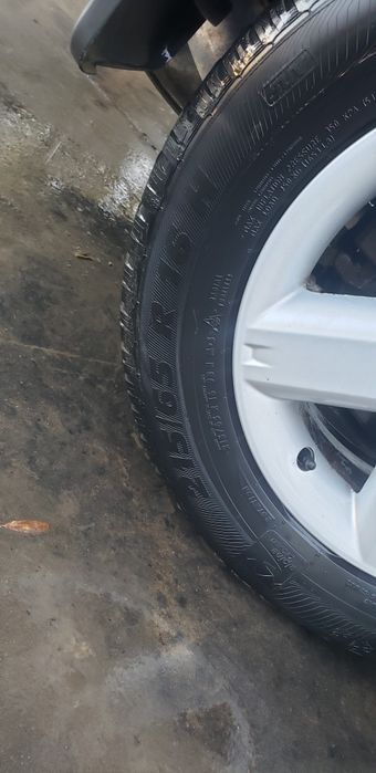 Jante aliaj R16 Nissan Xtrail T30, anvelope iarna 215/65 R16 ,