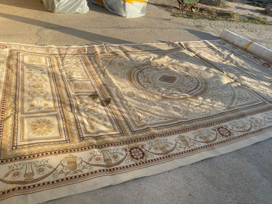 Срочно продаю  ковры б.у.