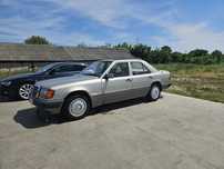 Mercedes w124 200E 1990 trapa interior crem pretabil retromobil
