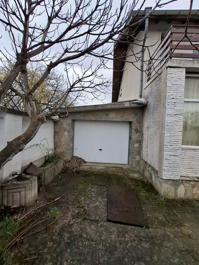 Продава се Къща в Казанлък - 200 кв.м за 765 €/кв.м - Снимка #3