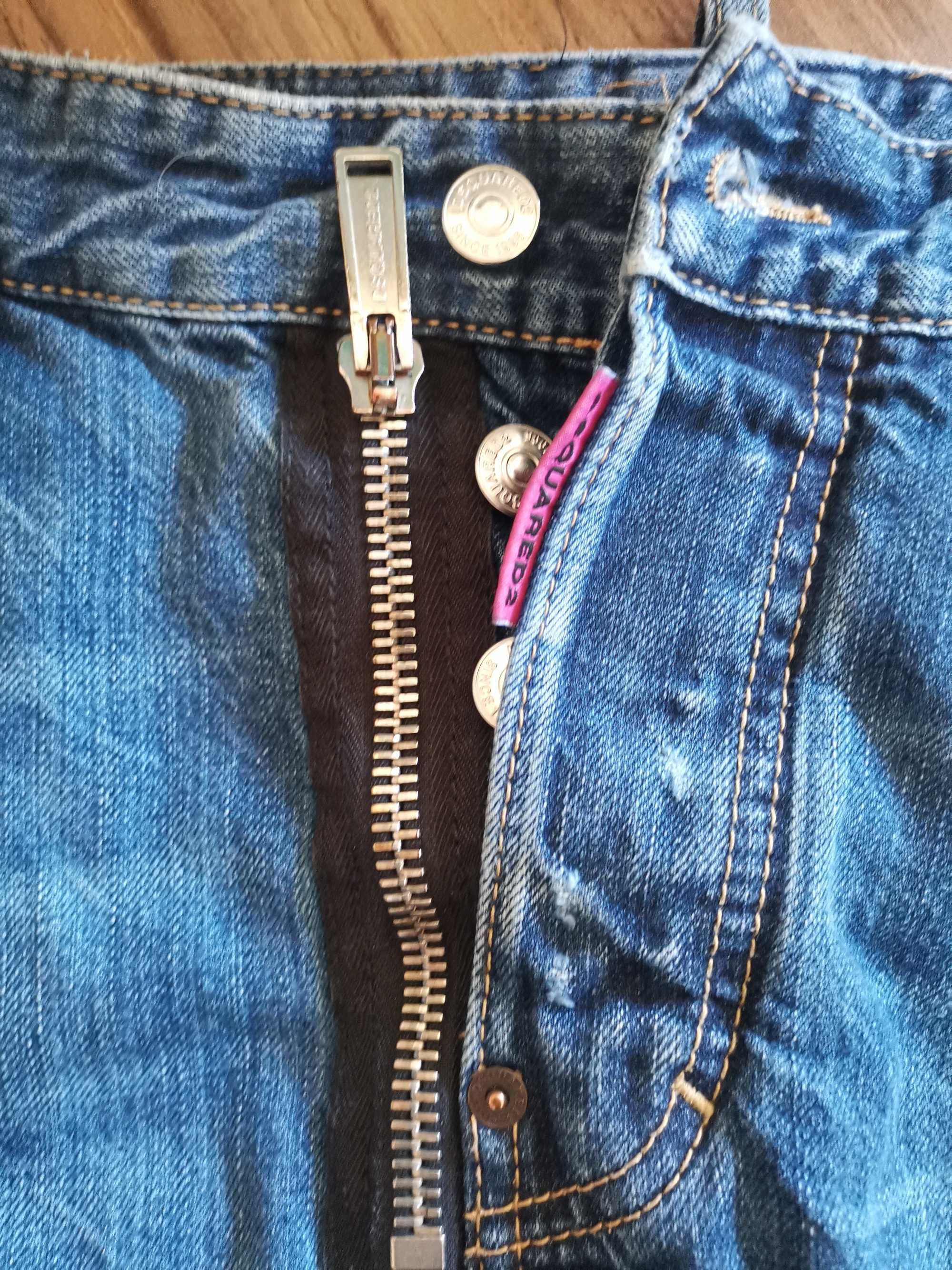 Дънкита Dsquared2