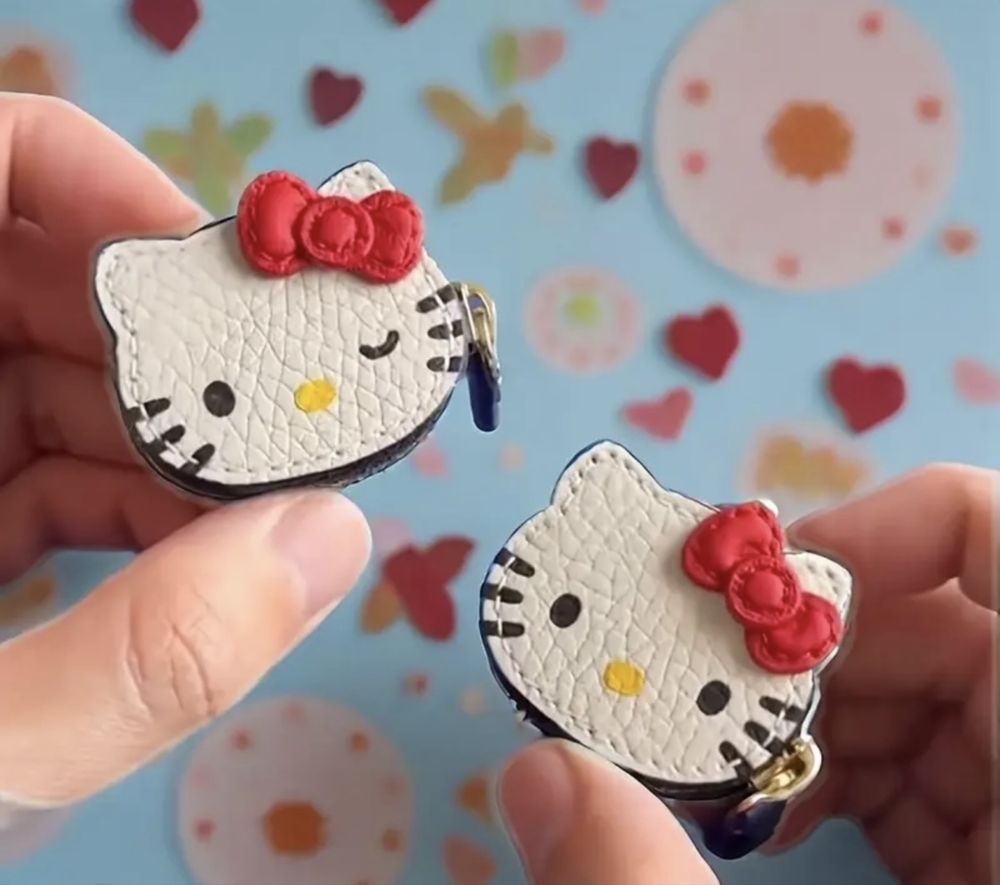 Портмоне Hello Kitty естествена кожа