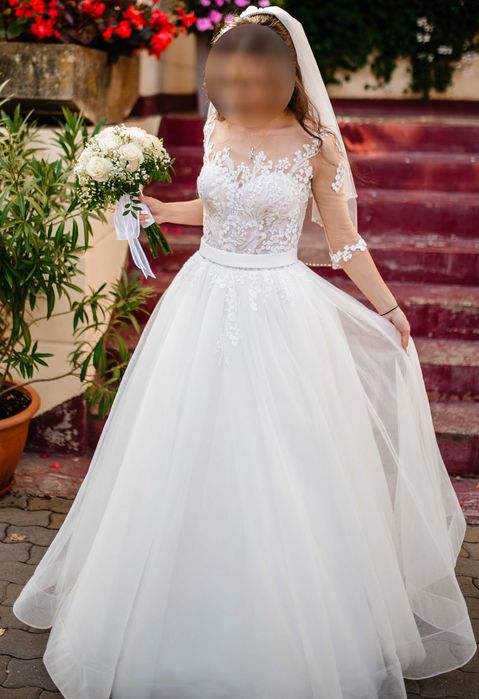 Vand rochie de mireasa