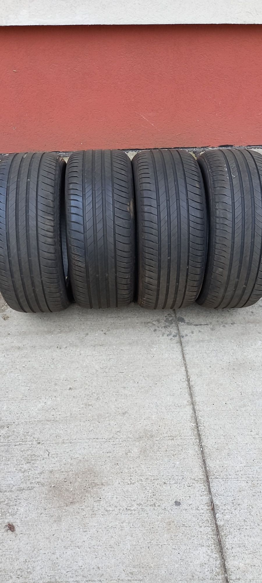 Anvelope vara 225/45R17