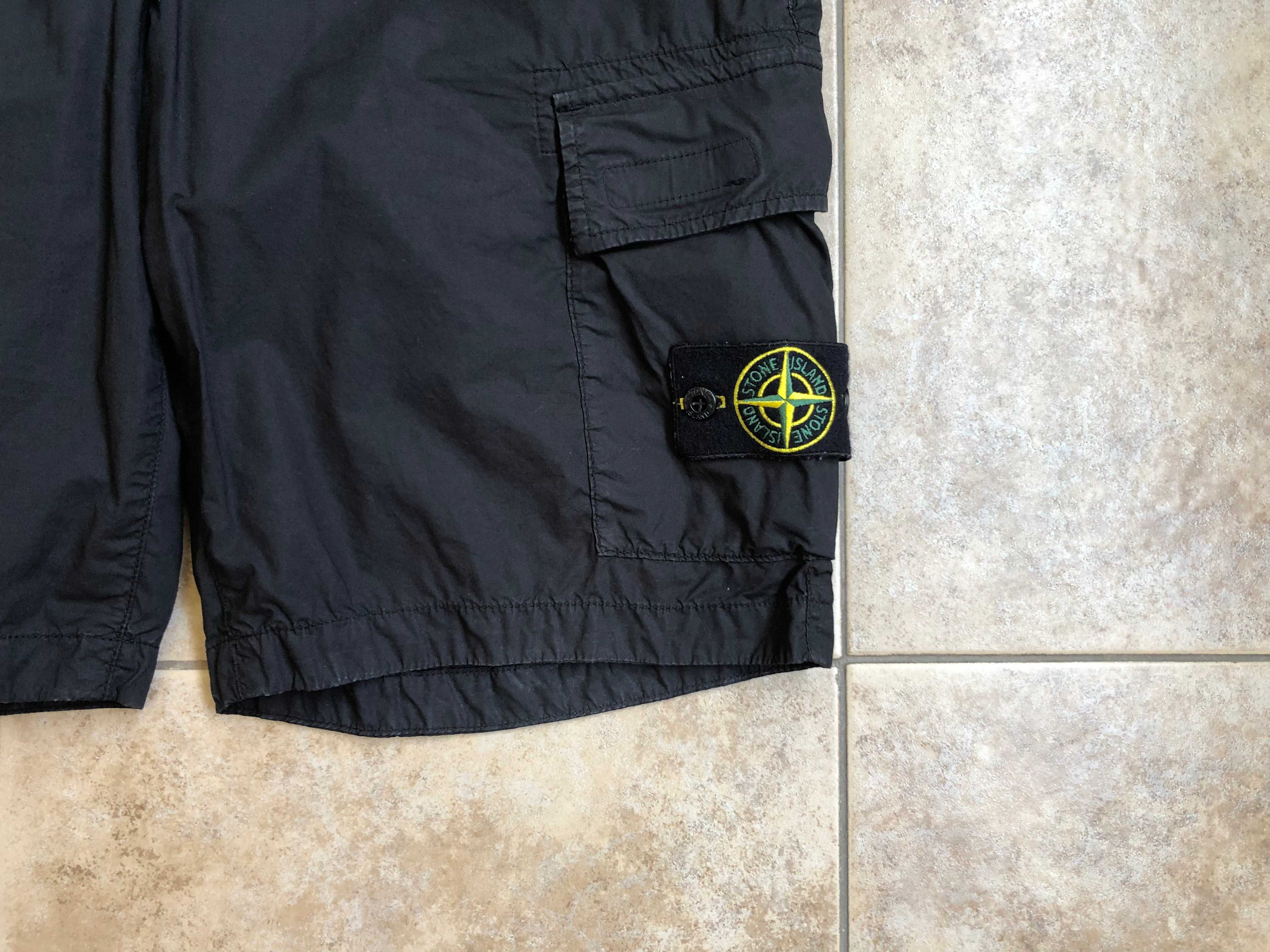 Stone Island къси панталони W31
