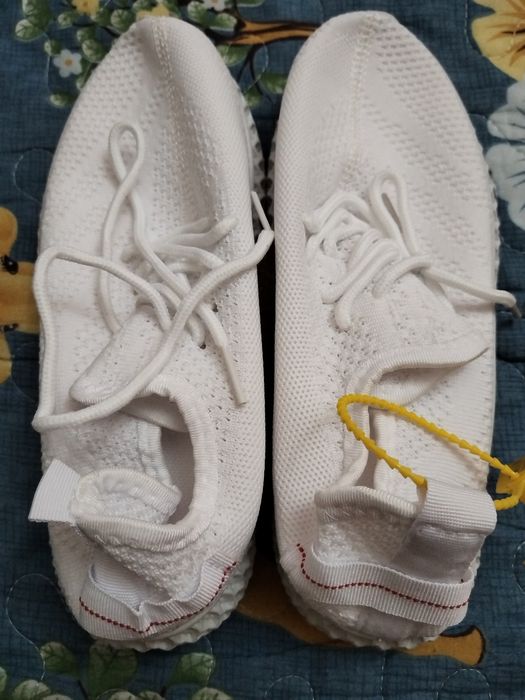 Летние кроссовки