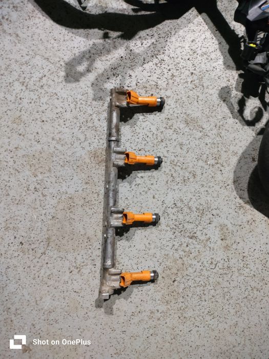 Продам запчасти на тайоту эстиму