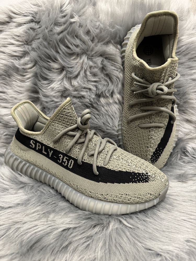 36-46 Yeezy 350 v2 Granite