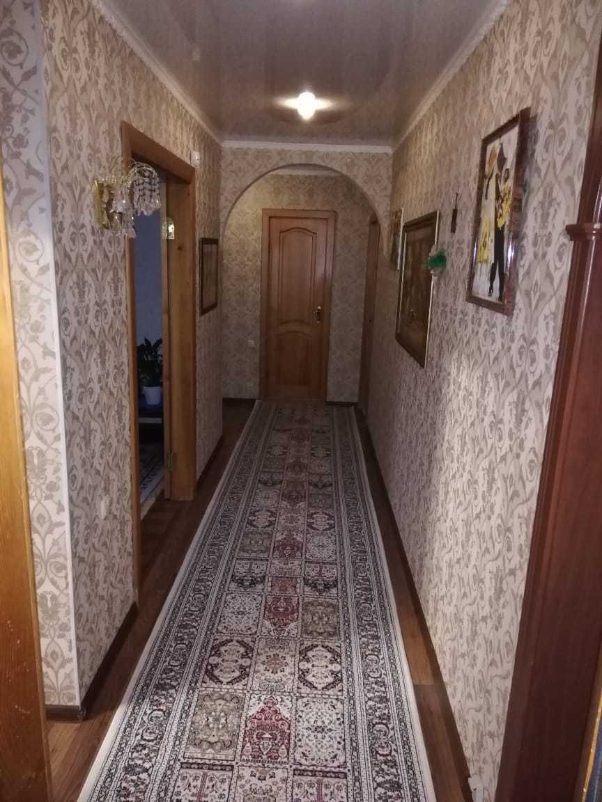 Продам 5 комнатную квартиру Назарбаева 297